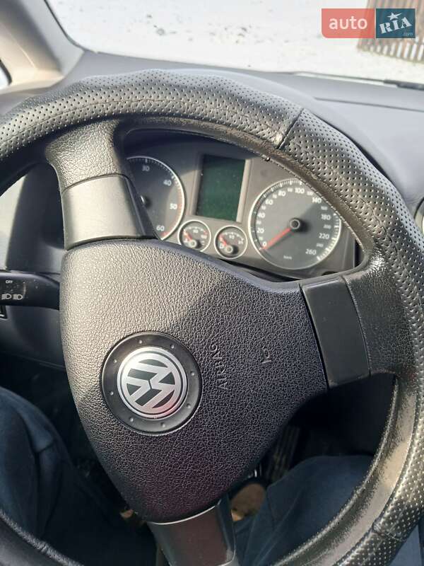 Хэтчбек Volkswagen Golf Plus 2006 в Берегомете