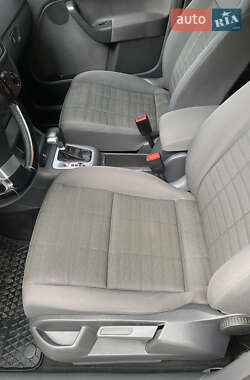 Хэтчбек Volkswagen Golf Plus 2007 в 