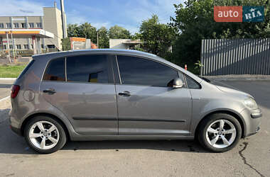 Хэтчбек Volkswagen Golf Plus 2006 в 