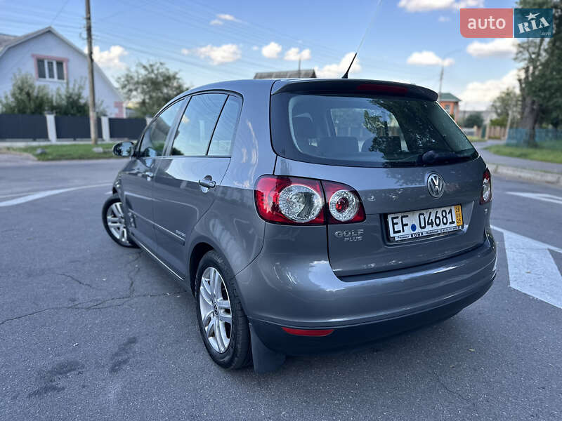 Хэтчбек Volkswagen Golf Plus 2009 в Виннице