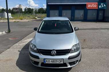 Хэтчбек Volkswagen Golf Plus 2008 в 