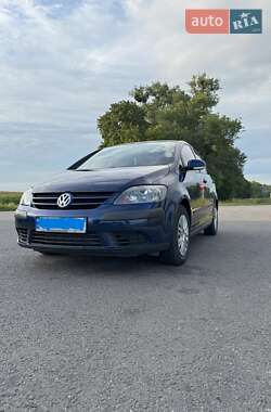 Хэтчбек Volkswagen Golf Plus 2005 в Ромнах