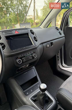 Хетчбек Volkswagen Golf Plus 2010 в 