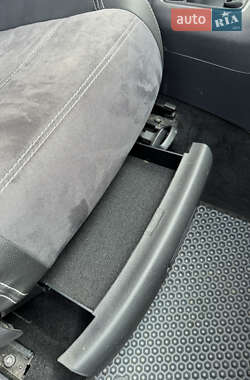 Хетчбек Volkswagen Golf Plus 2010 в 