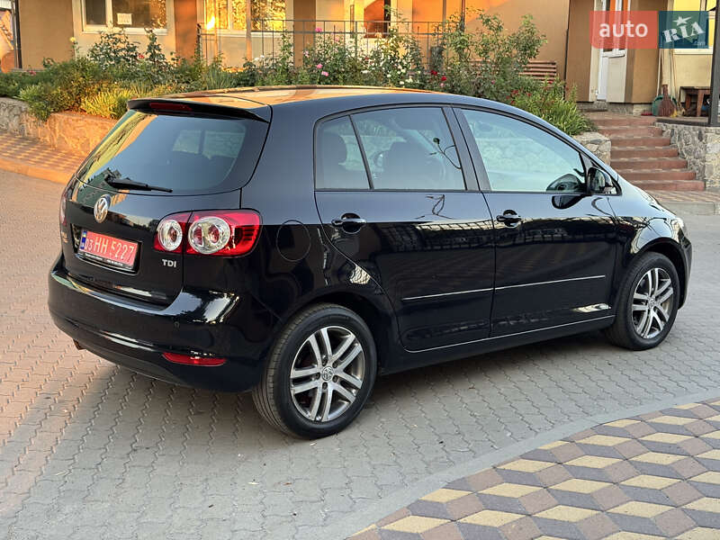 Хетчбек Volkswagen Golf Plus 2010 в Великій Багачці