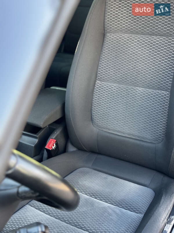 Хетчбек Volkswagen Golf Plus 2010 в Великій Багачці