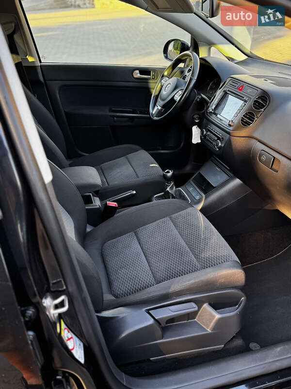 Хетчбек Volkswagen Golf Plus 2010 в Великій Багачці