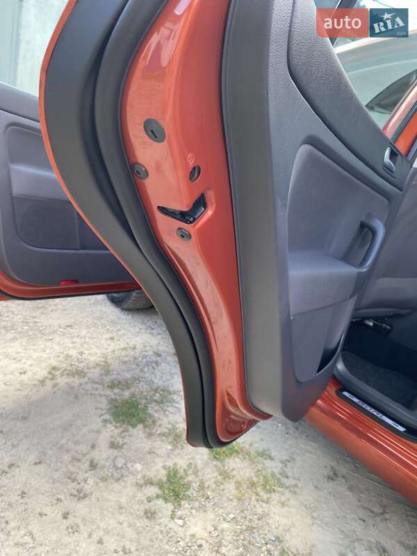 Хетчбек Volkswagen Golf Plus 2006 в Івано-Франківську