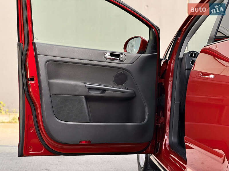 Хетчбек Volkswagen Golf Plus 2010 в Києві