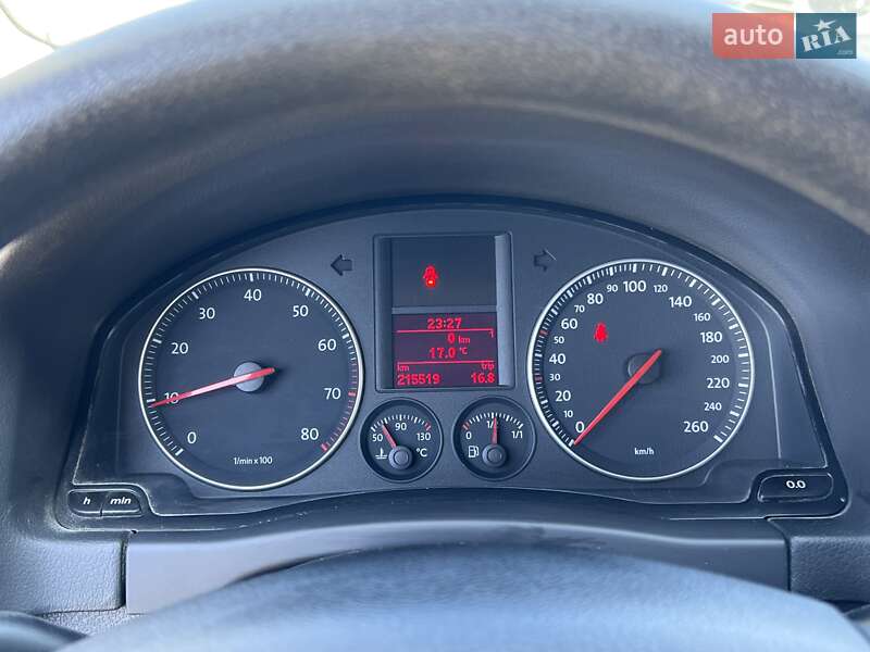 Хетчбек Volkswagen Golf Plus 2006 в Нововолинську