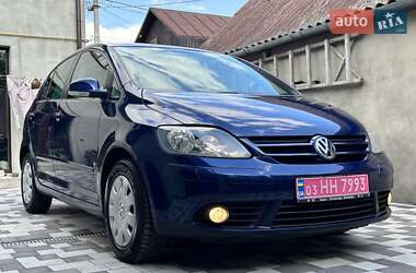 Хэтчбек Volkswagen Golf Plus 2006 в Ровно