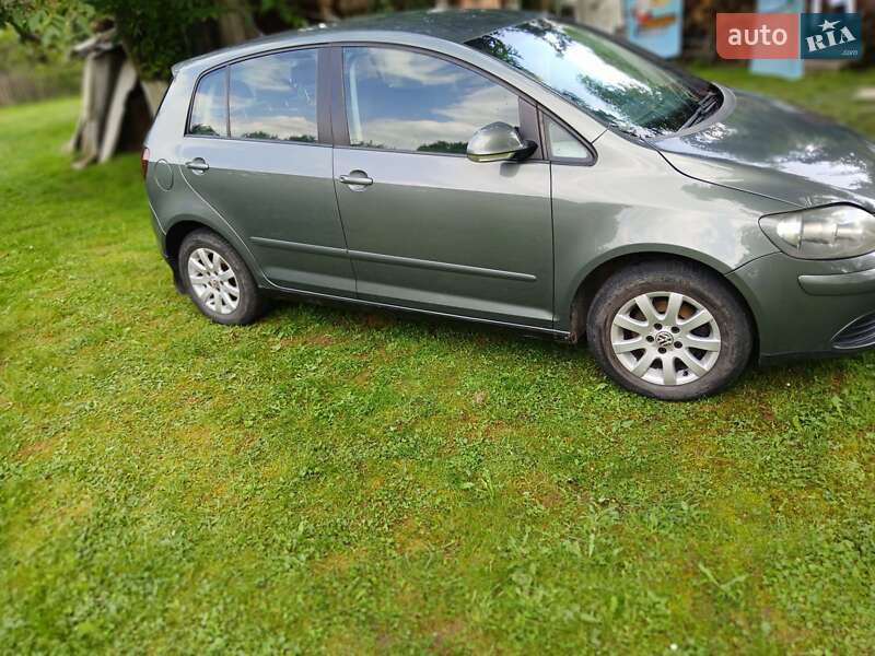 Хэтчбек Volkswagen Golf Plus 2006 в Берегомете