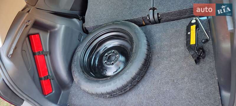 Хетчбек Volkswagen Golf Plus 2007 в Житомирі