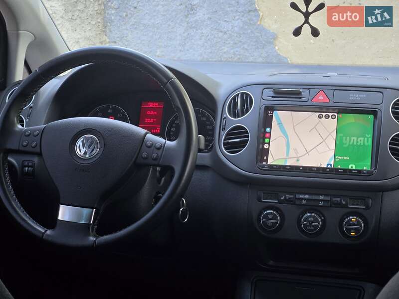 Хэтчбек Volkswagen Golf Plus 2008 в Еланце