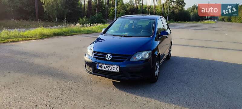 Хэтчбек Volkswagen Golf Plus 2006 в Ахтырке фото 2 Хэтчбек Volkswagen Golf Plus 2006 в Ахтырке