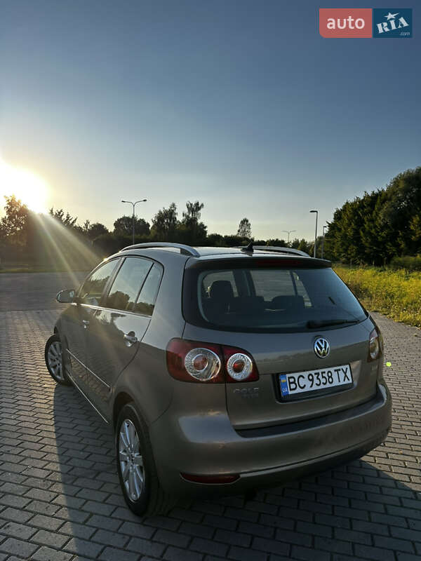 Хэтчбек Volkswagen Golf Plus 2010 в Львове