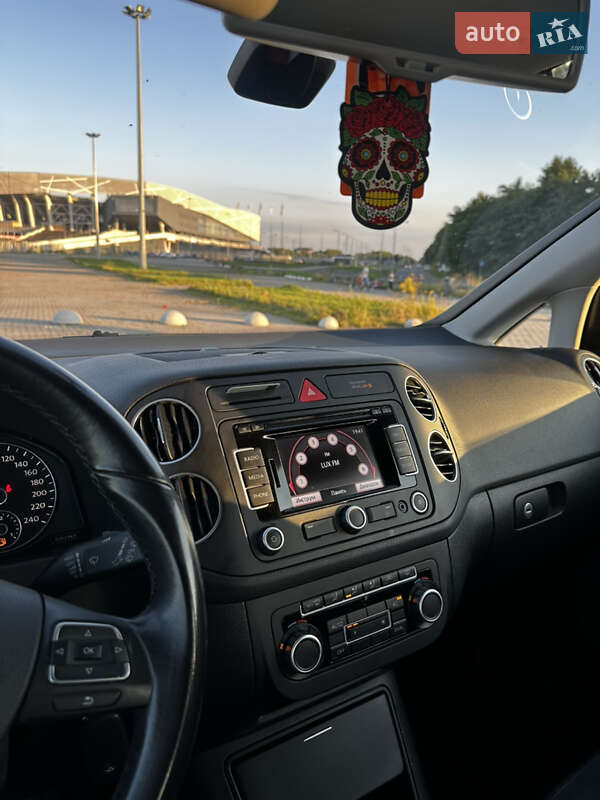 Хэтчбек Volkswagen Golf Plus 2010 в Львове