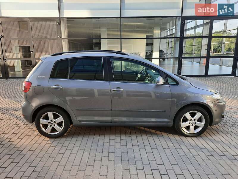 Хэтчбек Volkswagen Golf Plus 2010 в Хмельницком фото 5 Хэтчбек Volkswagen Golf Plus 2010 в Хмельницком