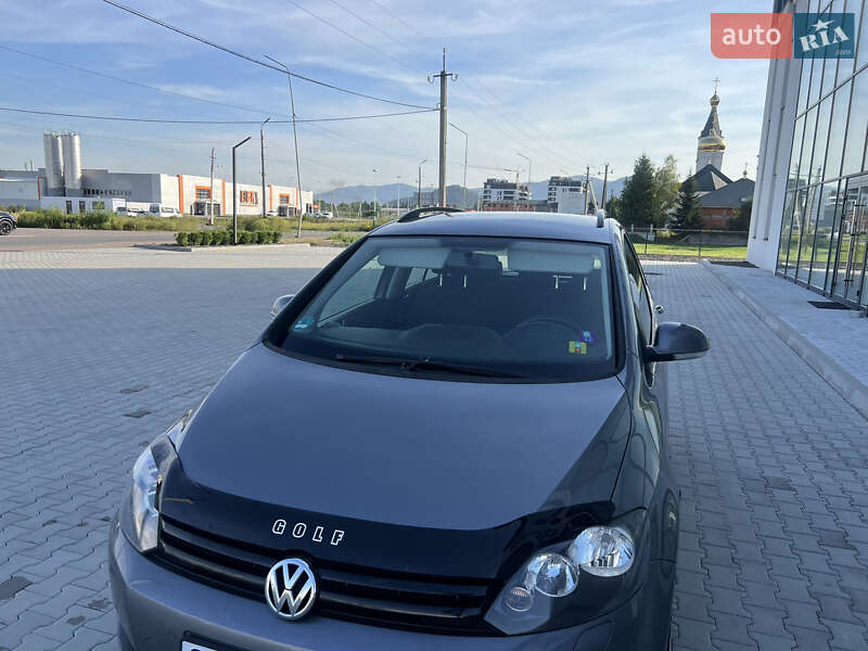 Хетчбек Volkswagen Golf Plus 2010 в Хусті