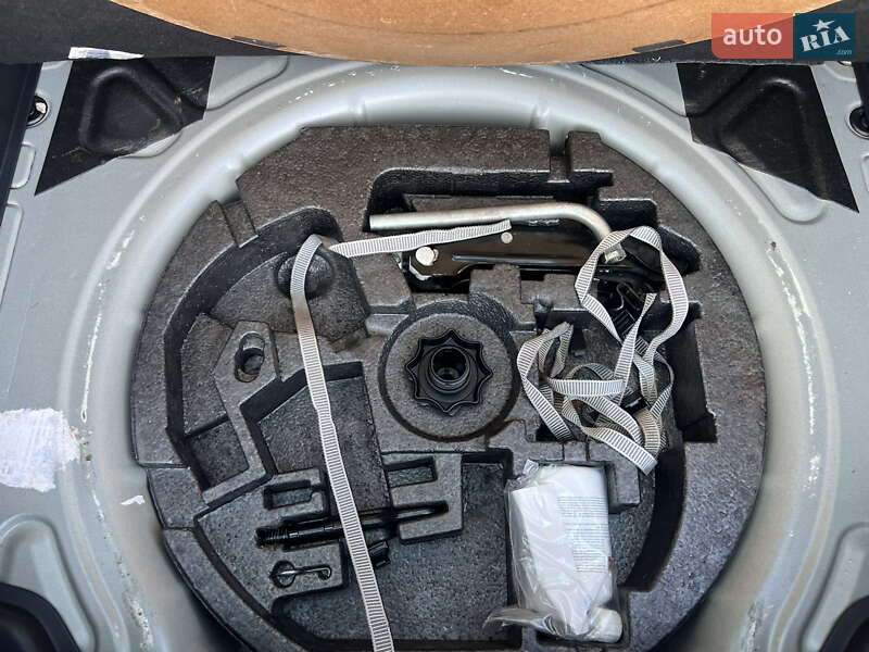 Хетчбек Volkswagen Golf Plus 2010 в Хусті