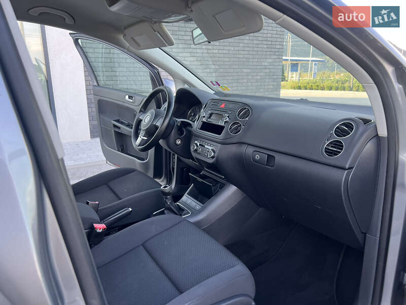 Хетчбек Volkswagen Golf Plus 2010 в Хусті