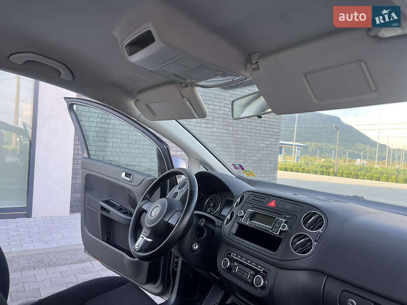 Хетчбек Volkswagen Golf Plus 2010 в Хусті