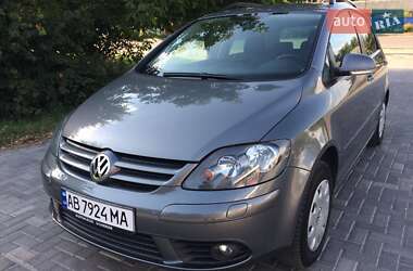 Хетчбек Volkswagen Golf Plus 2008 в Немирові
