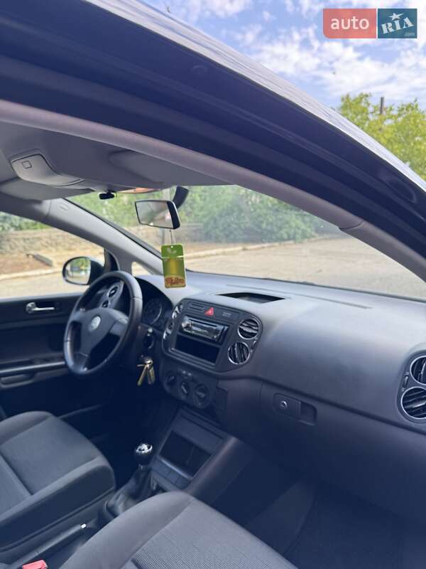 Хэтчбек Volkswagen Golf Plus 2007 в Вознесенске