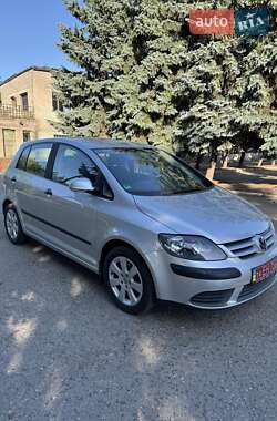 Хэтчбек Volkswagen Golf Plus 2008 в Вознесенске