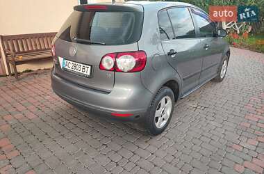 Хэтчбек Volkswagen Golf Plus 2008 в Ровно