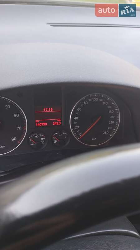 Хэтчбек Volkswagen Golf Plus 2006 в Олевске