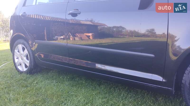 Хэтчбек Volkswagen Golf Plus 2006 в Олевске