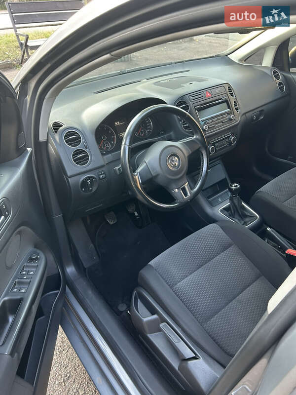 Хэтчбек Volkswagen Golf Plus 2009 в Калуше