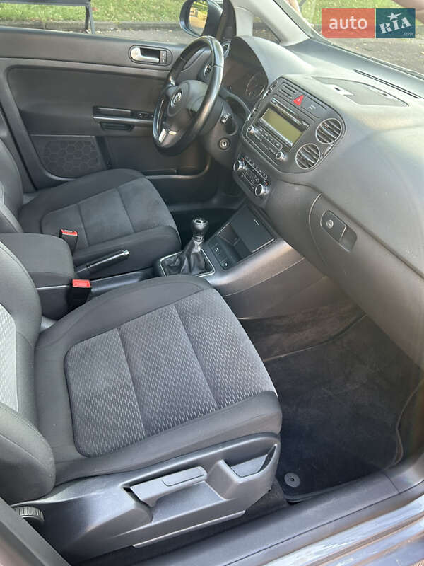 Хэтчбек Volkswagen Golf Plus 2009 в Калуше