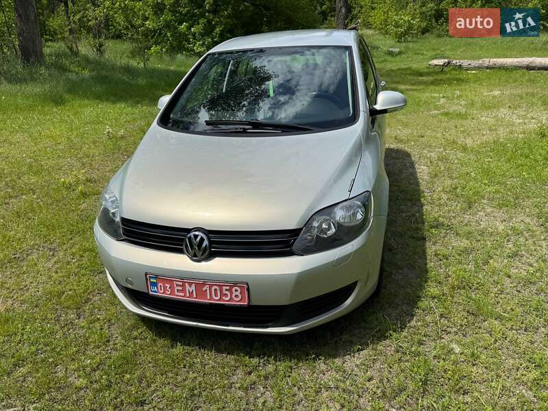 Хэтчбек Volkswagen Golf Plus 2010 в Полтаве фото 3 Хэтчбек Volkswagen Golf Plus 2010 в Полтаве