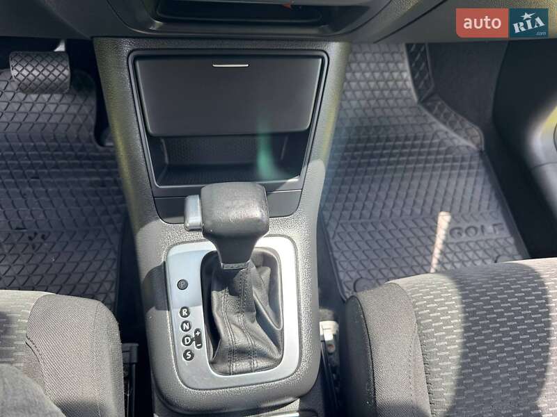 Хэтчбек Volkswagen Golf Plus 2010 в Полтаве фото 56 Хэтчбек Volkswagen Golf Plus 2010 в Полтаве