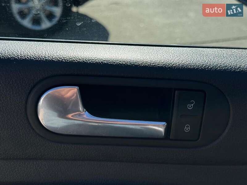 Хэтчбек Volkswagen Golf Plus 2007 в Харькове фото 10 Хэтчбек Volkswagen Golf Plus 2007 в Харькове