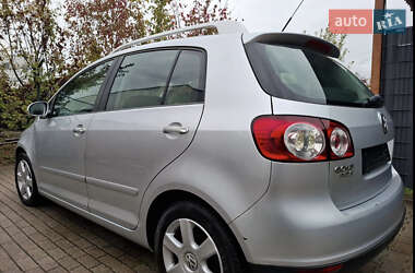 Хэтчбек Volkswagen Golf Plus 2008 в 
