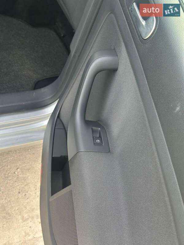 Хетчбек Volkswagen Golf Plus 2007 в Сарнах