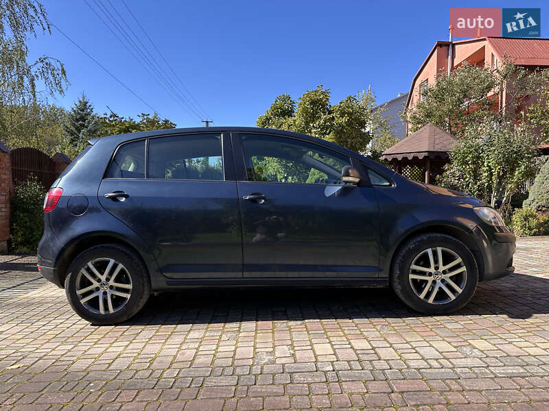Хэтчбек Volkswagen Golf Plus 2009 в Дрогобыче