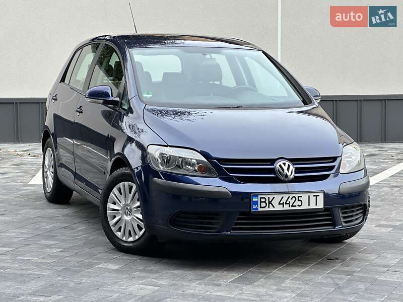 Хэтчбек Volkswagen Golf Plus 2005 в Ровно