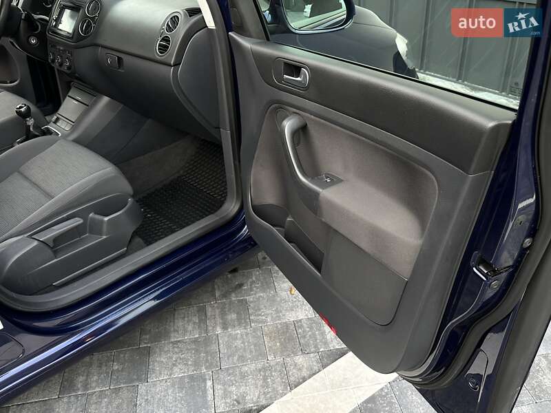 Хэтчбек Volkswagen Golf Plus 2005 в Ровно