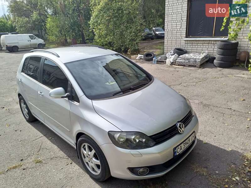 Хэтчбек Volkswagen Golf Plus 2009 в Черкассах фото 6 Хэтчбек Volkswagen Golf Plus 2009 в Черкассах