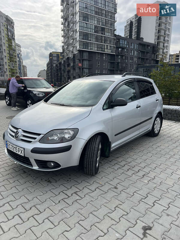 Хетчбек Volkswagen Golf Plus 2008 в Львові