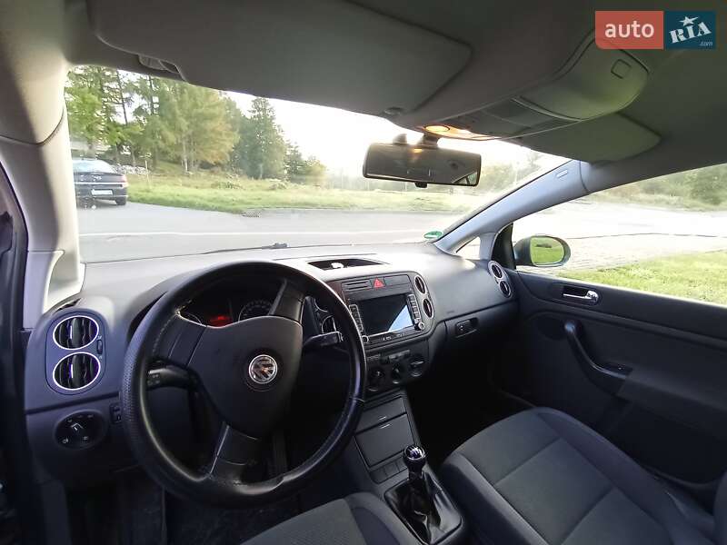 Хетчбек Volkswagen Golf Plus 2005 в Трускавці