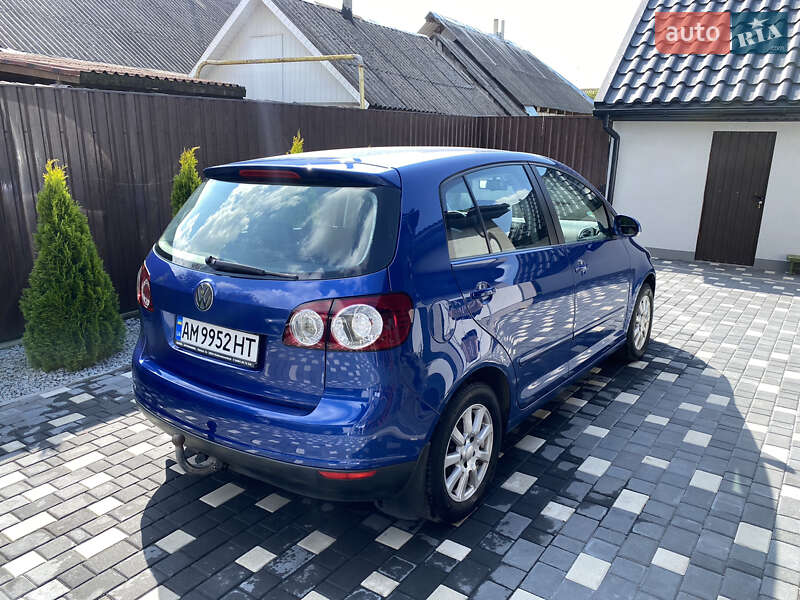 Хетчбек Volkswagen Golf Plus 2005 в Звягелі