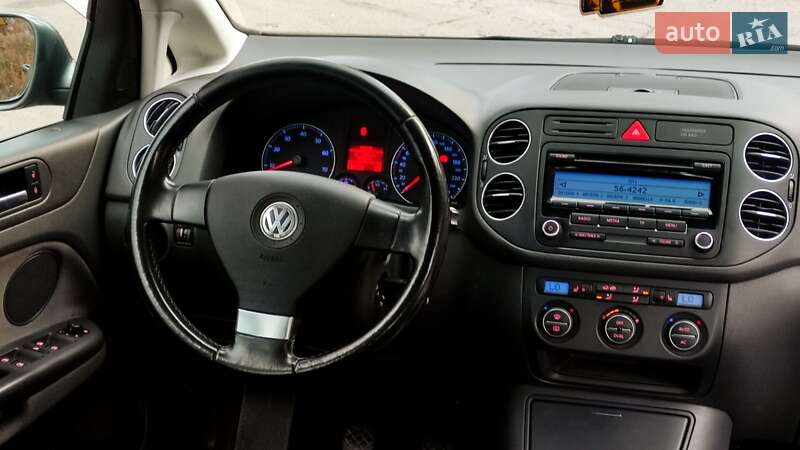 Хэтчбек Volkswagen Golf Plus 2008 в Полтаве