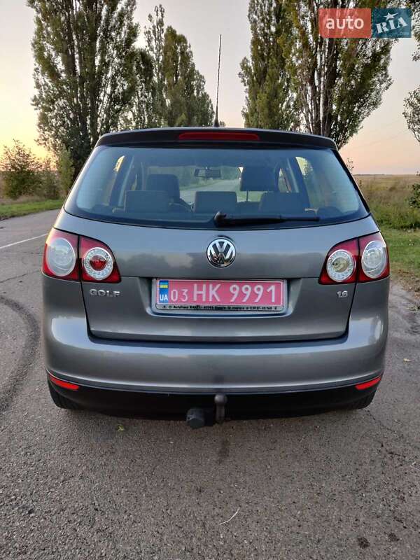 Хэтчбек Volkswagen Golf Plus 2006 в Барышевке