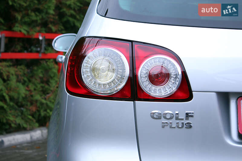 Хетчбек Volkswagen Golf Plus 2008 в Вінниці