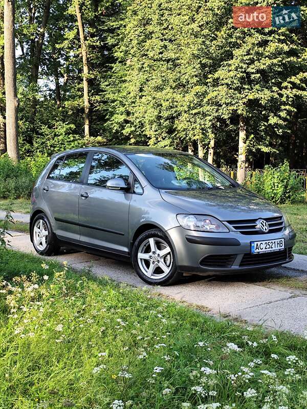 Хэтчбек Volkswagen Golf Plus 2006 в Шепетовке